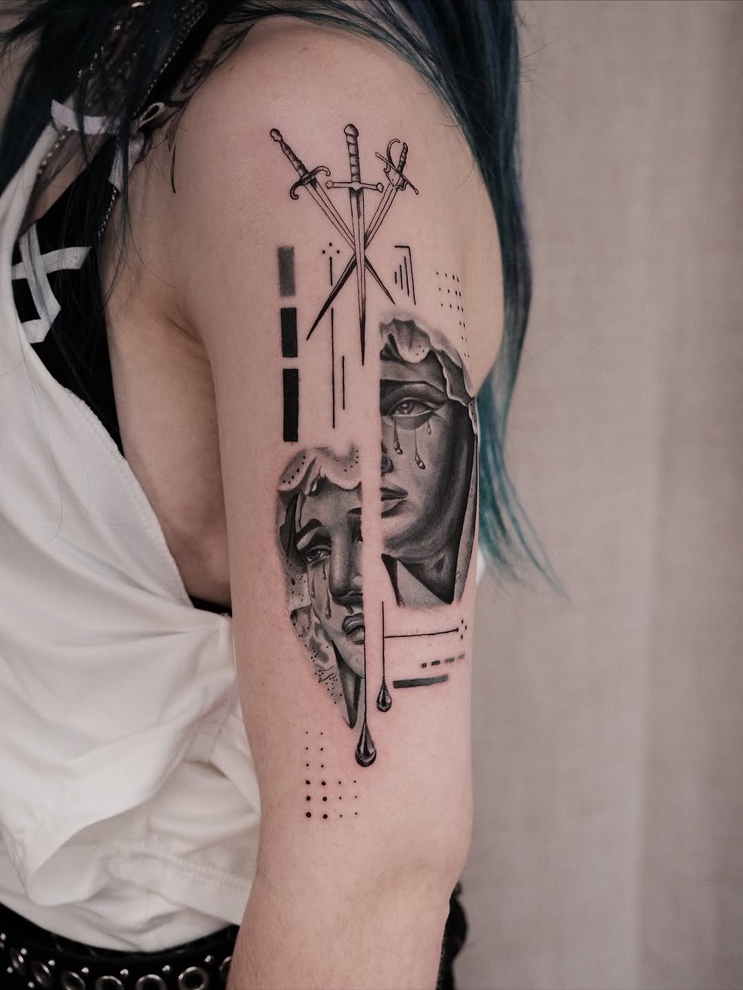 Tattoo by @houstontattooartist_goldenk โ black_and_grey, geometric