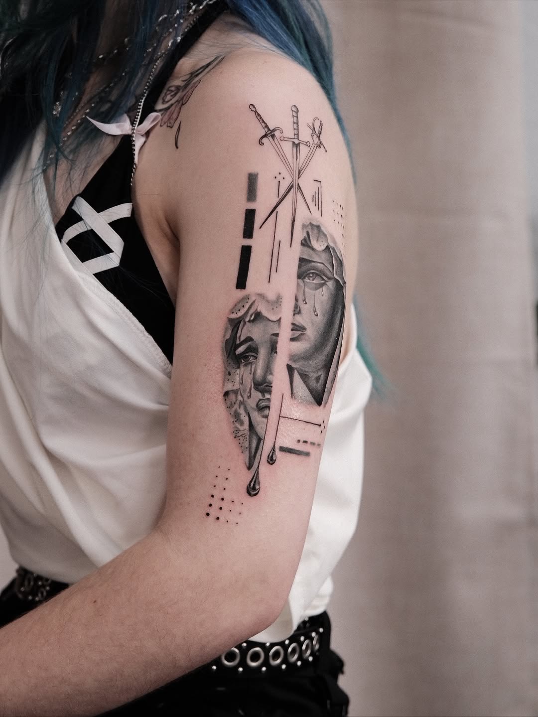 Tattoo by @houstontattooartist_goldenk โ black_and_grey, geometric