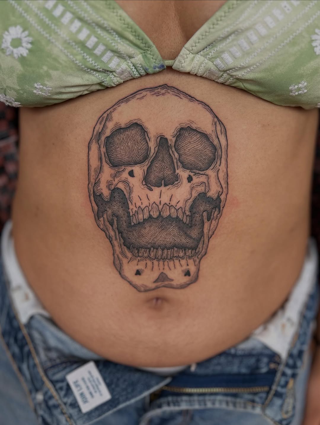 Tattoo by @barrotattooer — black_and_grey