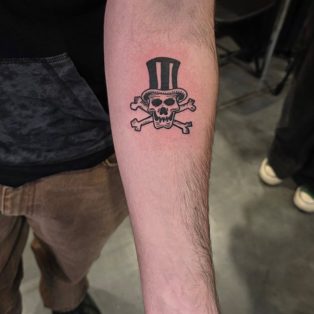 Tattoo by @rome_ink_tattoo — american_traditional