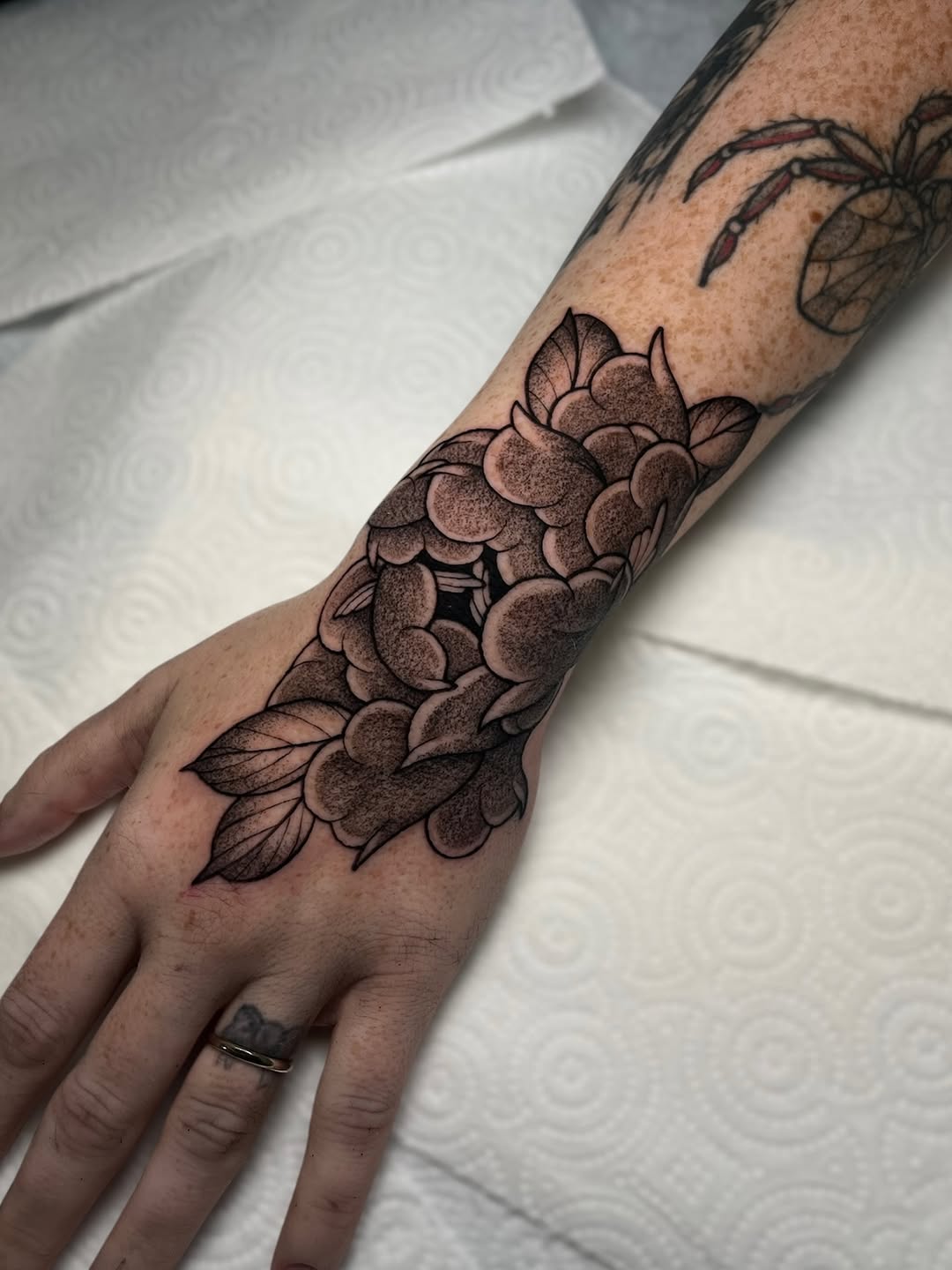 Tattoo by @msbeetattoos — japanese_irezumi, black_and_grey