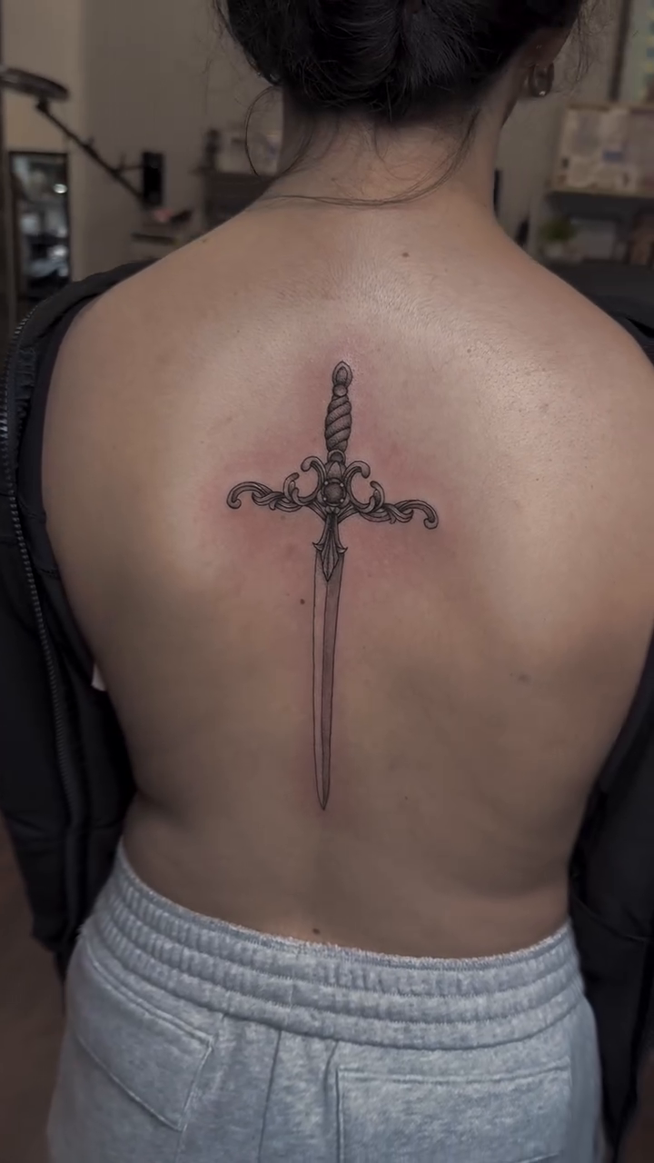 Tattoo by @l.sinatra__ — fine_line, black_and_grey