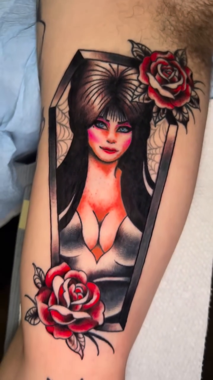 Tattoo by @tattoosbyolivia — neo_traditional