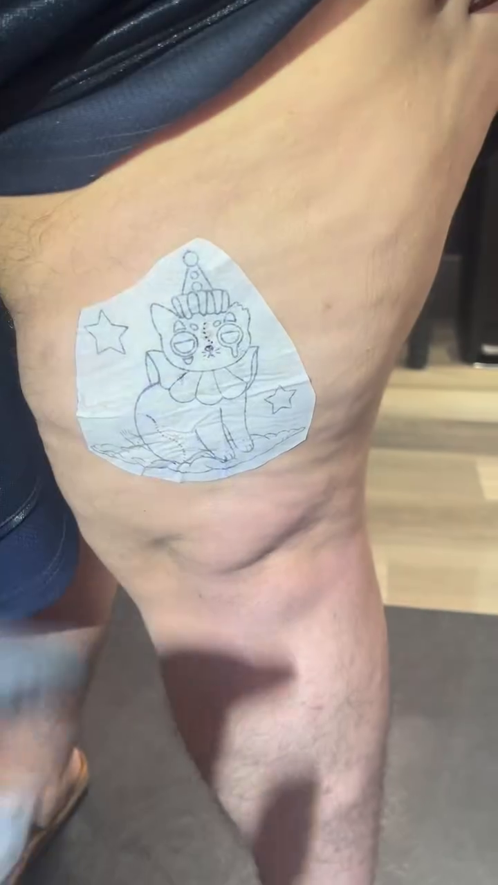Tattoo by @melting.face.tattoos โ illustrative