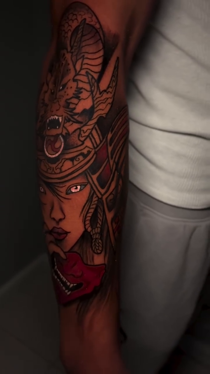 Tattoo by @sv3ink โ japanese_irezumi, black_and_grey