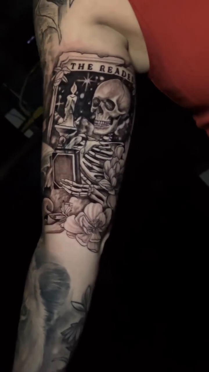 Tattoo by @joeshepp โ black_and_grey, illustrative