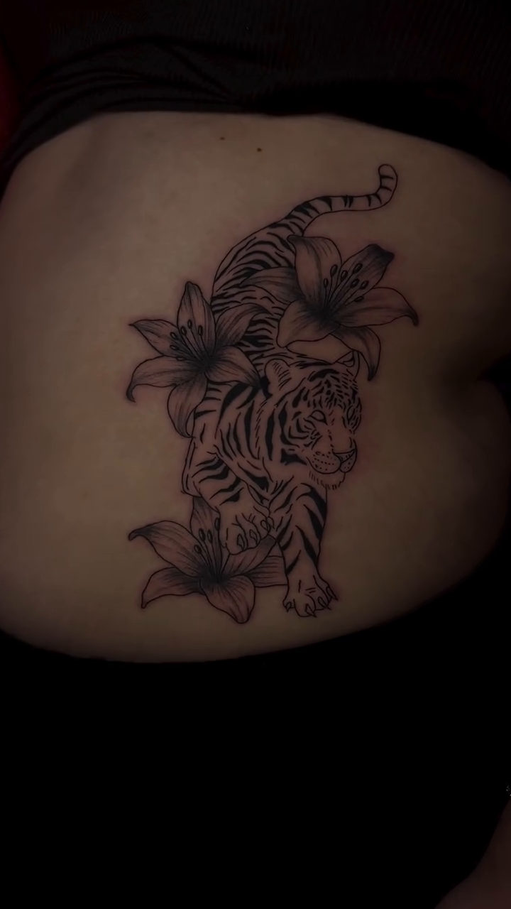 Tattoo by @tattedbylisa โ illustrative, black_and_grey