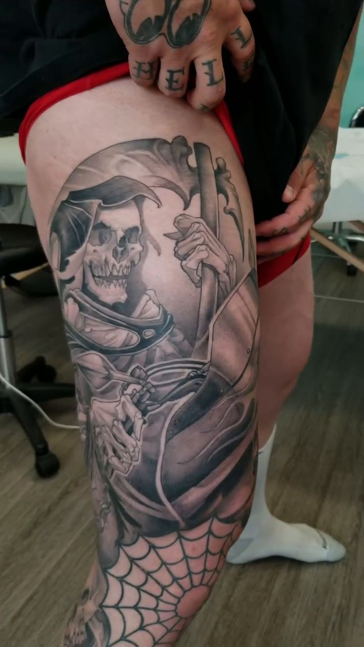 Tattoo by @_robynjade — black_and_grey, realism