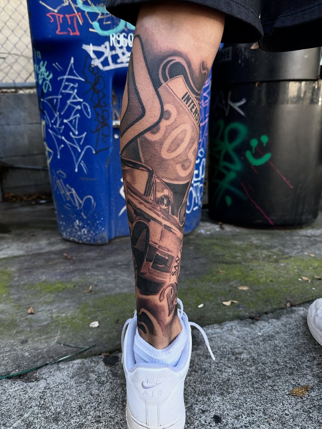 Tattoo by @dmisetattoos โ black_and_grey, realism