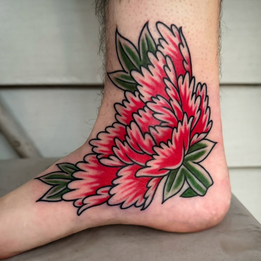 Tattoo by @danielmesenbtt β american_traditional
