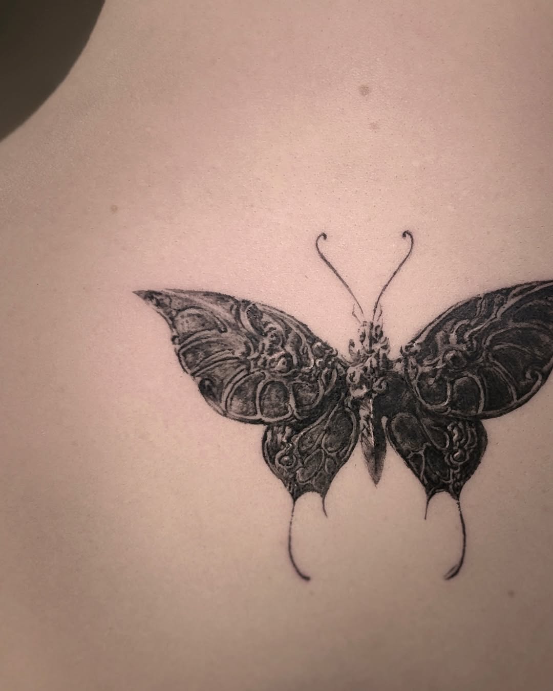 Tattoo by @dasom_real — black_and_grey, illustrative