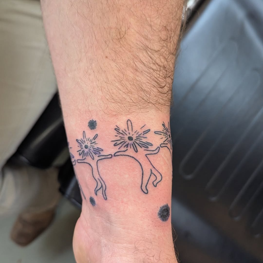 Tattoo by @bellab.tattoo — fine_line