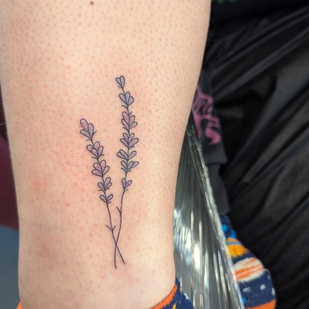 Tattoo by @bellab.tattoo — fine_line, minimalist