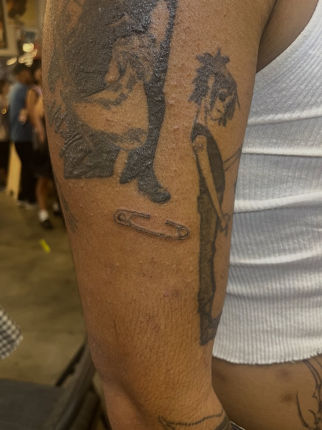 Tattoo by @hanadoeseverything — black_and_grey