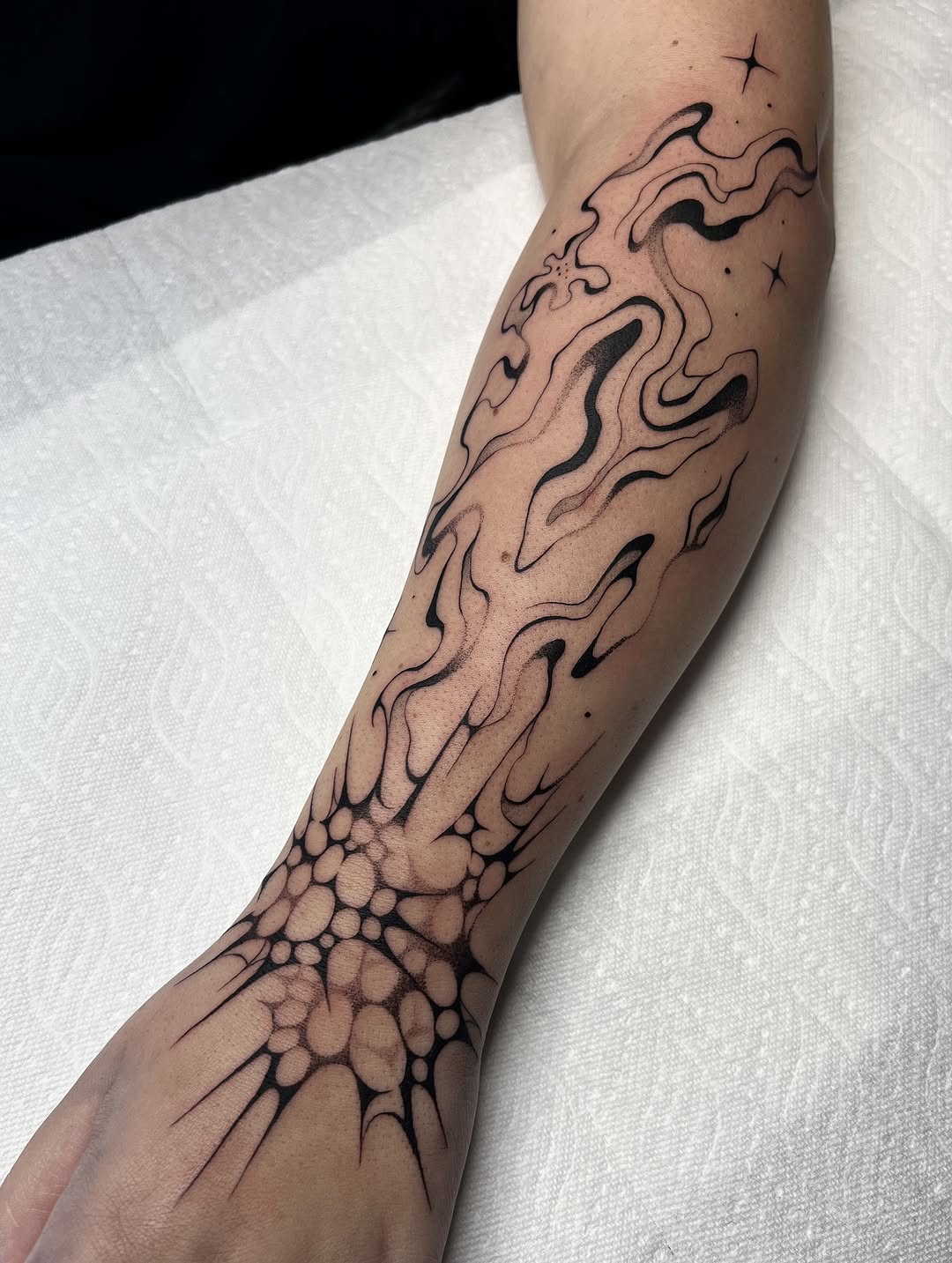 Tattoo by @sans.detour — black_and_grey, geometric