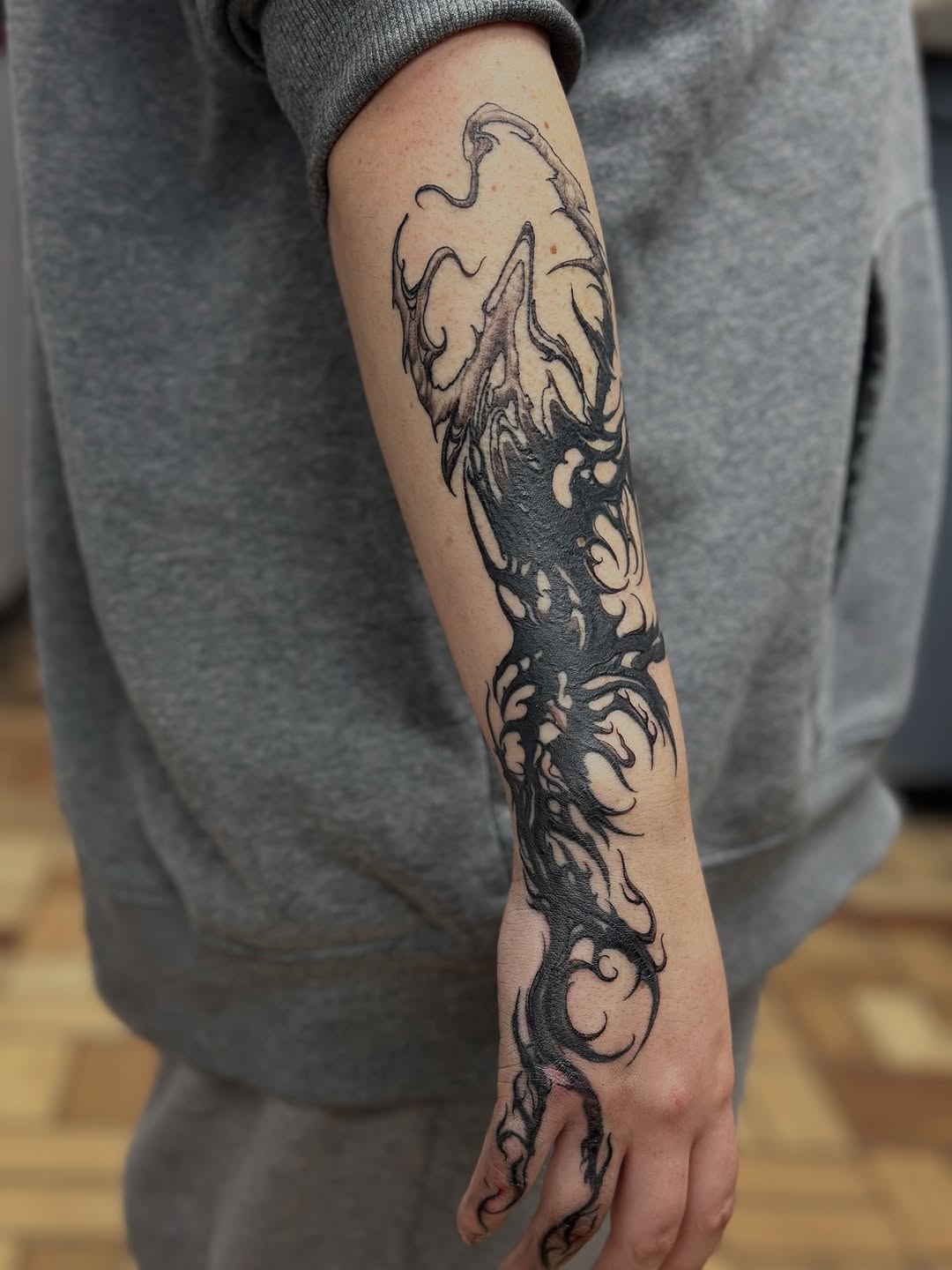Tattoo by @vannadoestattoos — blackwork
