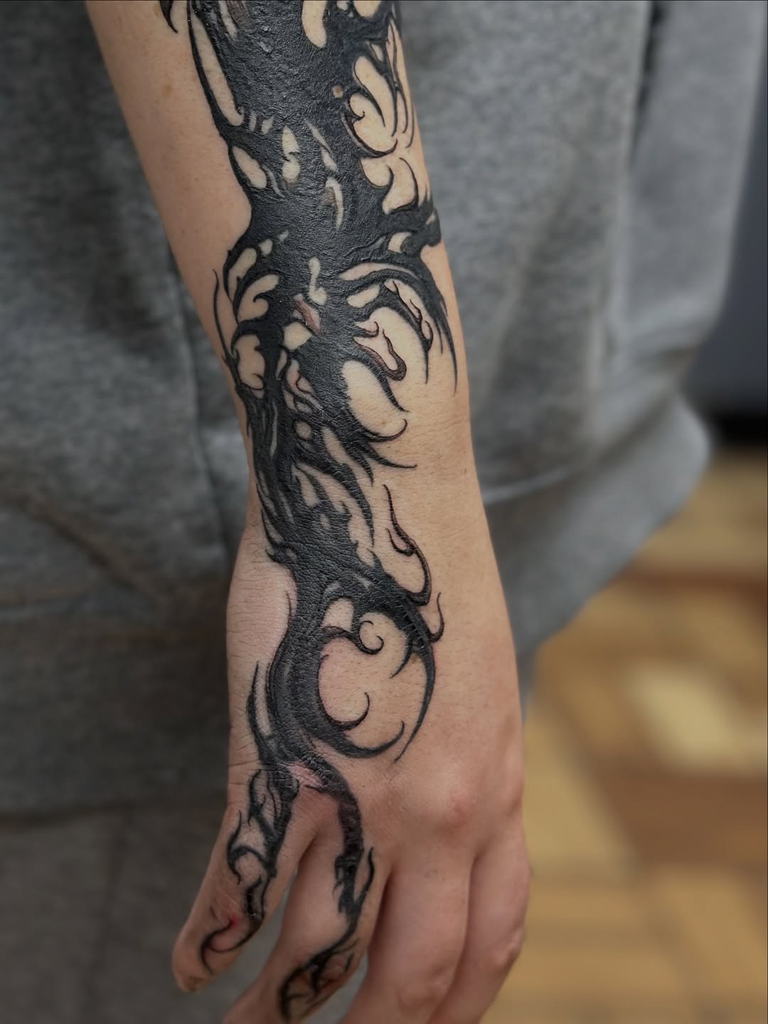 Tattoo by @vannadoestattoos — blackwork