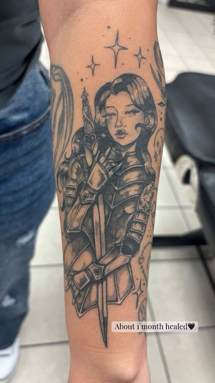 Tattoo by @angieglvz.ink — black_and_grey, realism