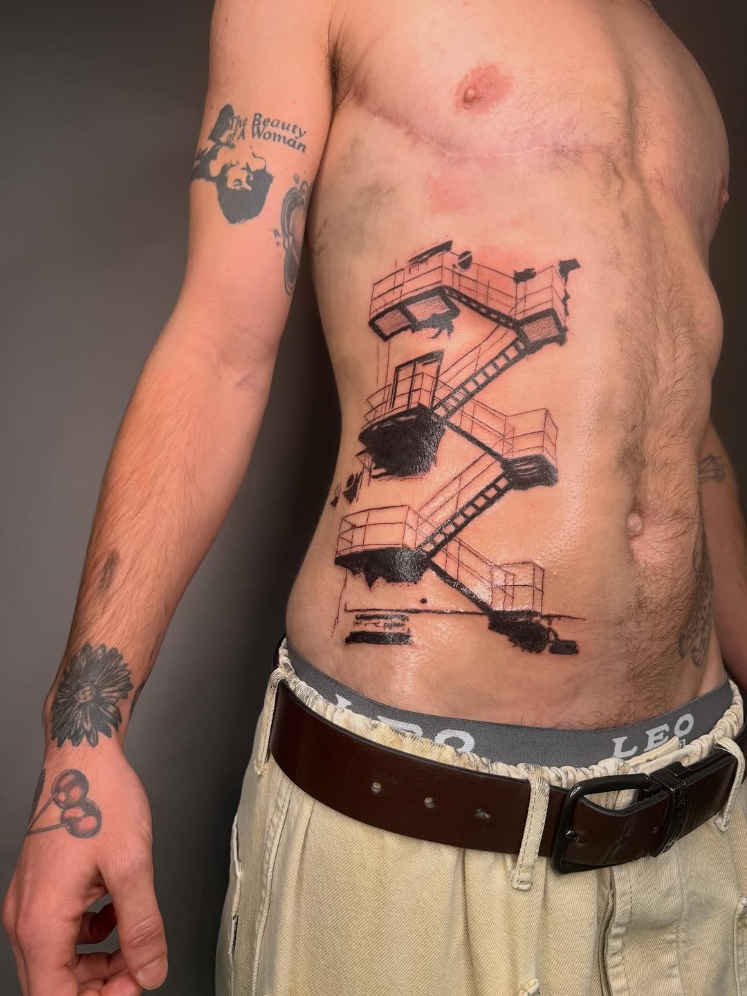 Tattoo by @slendels โ blackwork