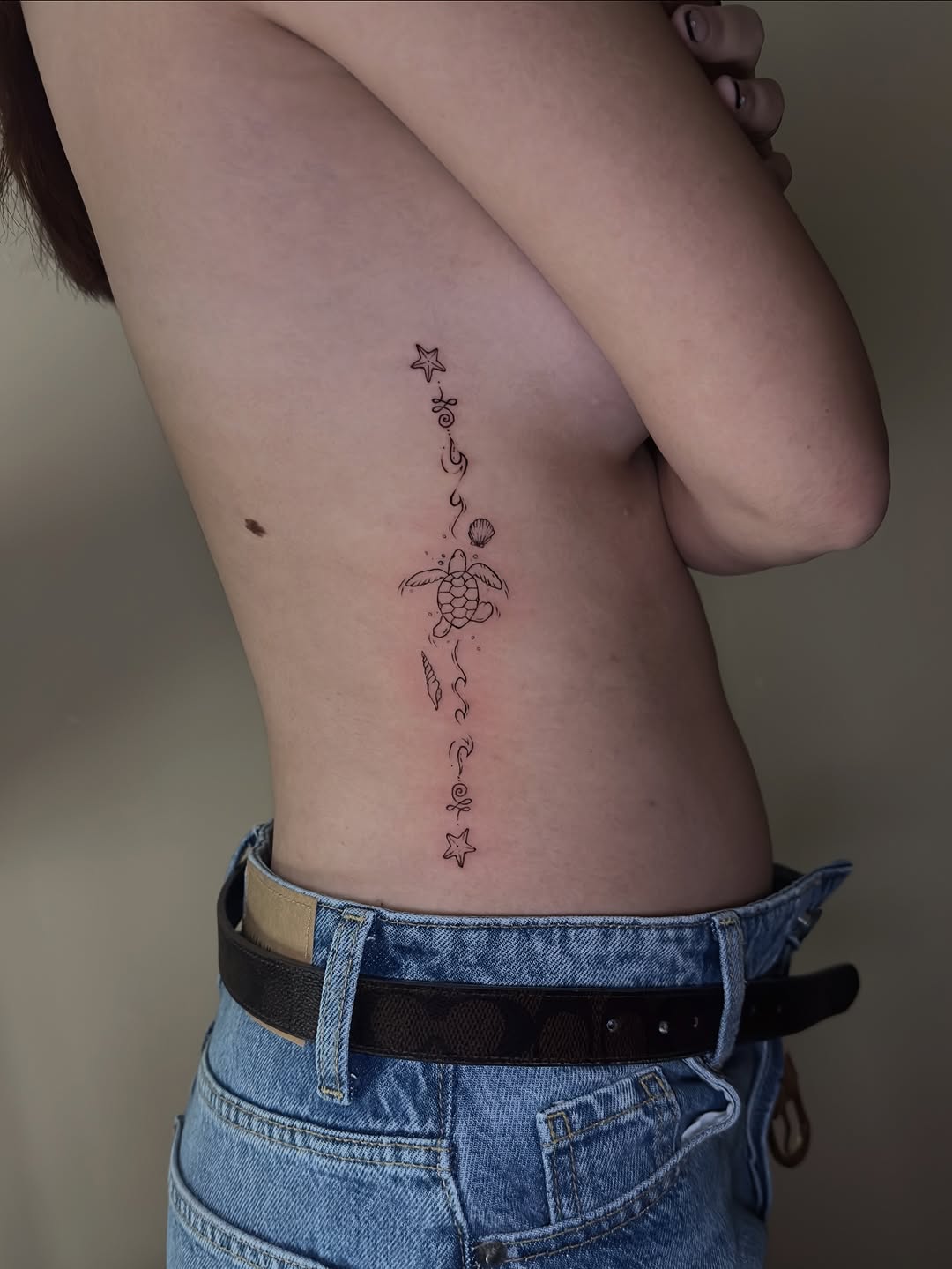 Tattoo by @nat.do.tattoo — fine_line, illustrative
