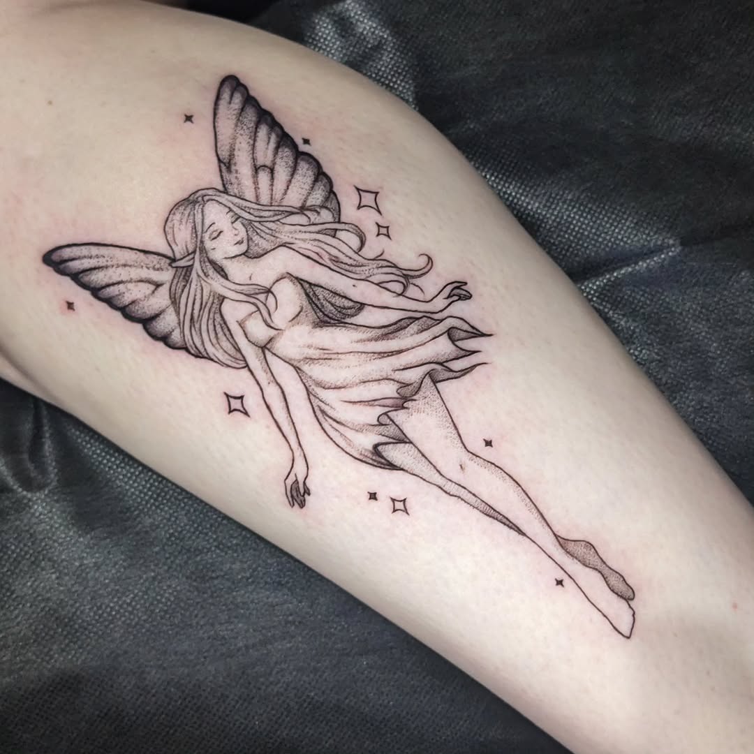 Tattoo by @feverfewtattoo — fine_line