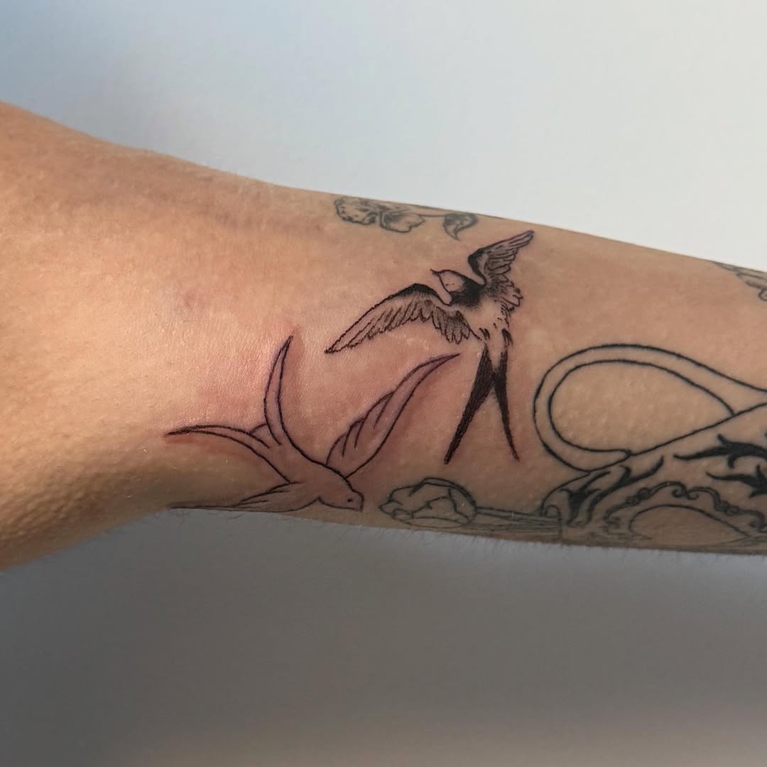 Tattoo by @kirstendeanna — fine_line, black_and_grey