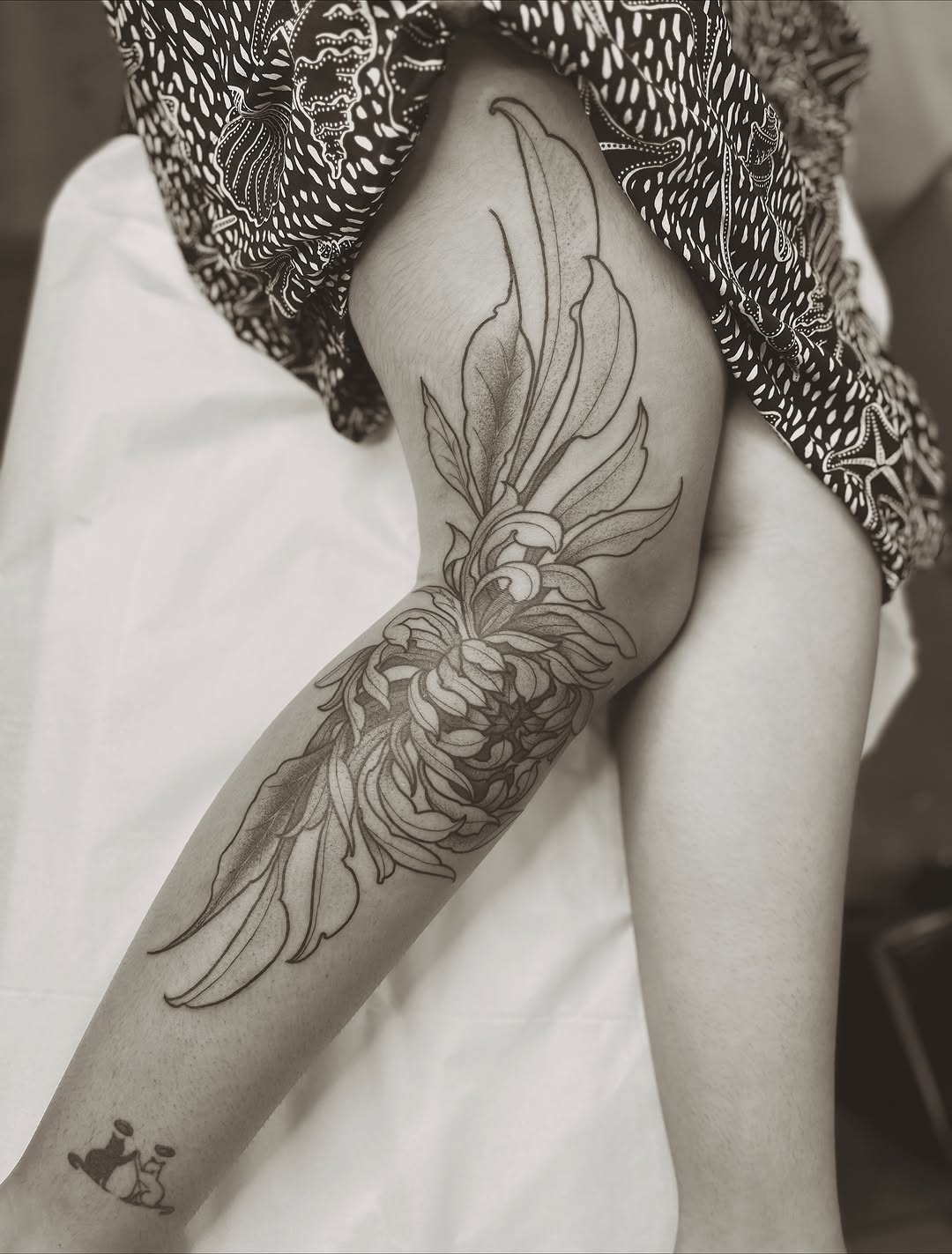 Tattoo by @tatuadoratallissa — japanese_irezumi, dotwork