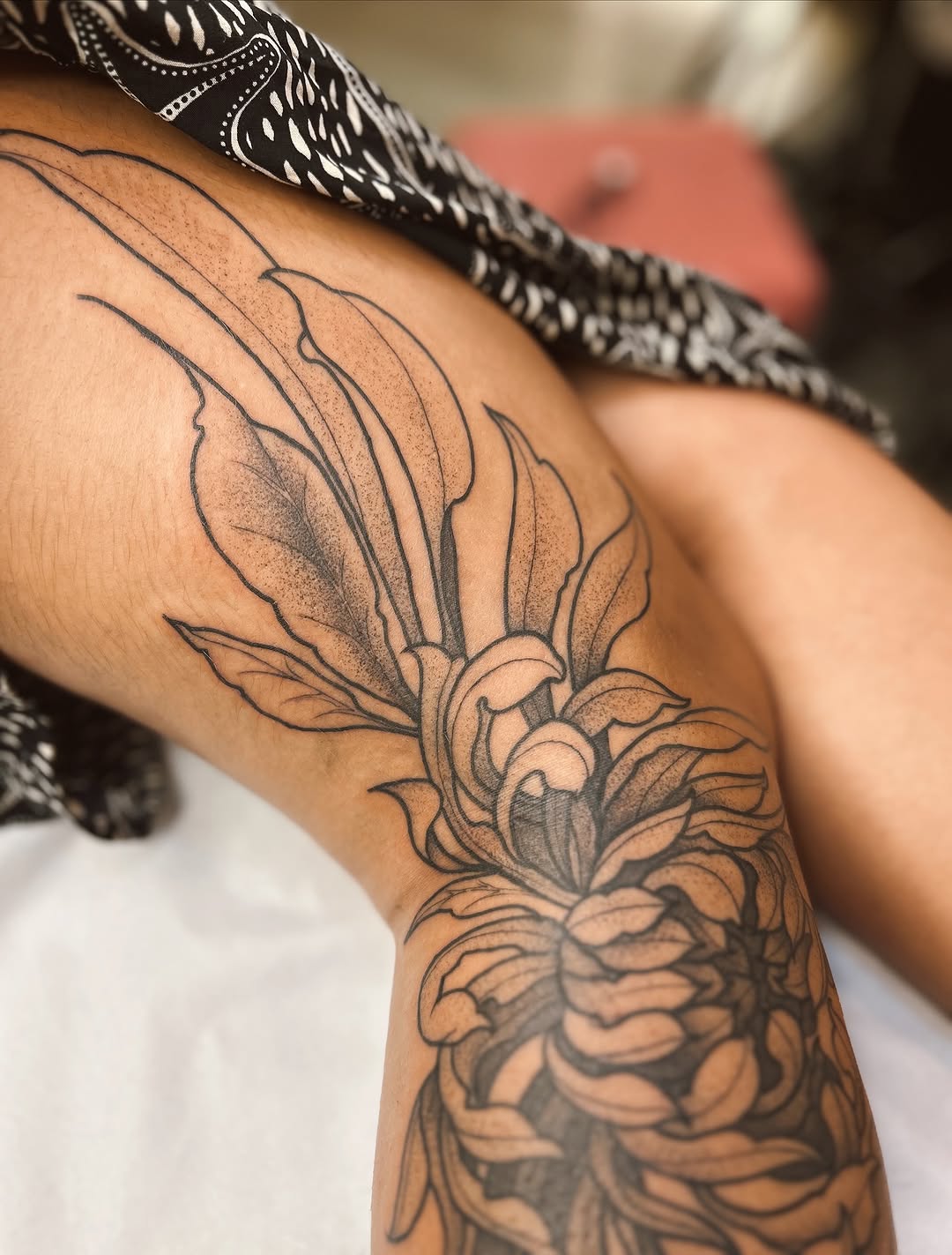 Tattoo by @tatuadoratallissa — black_and_grey, ornamental