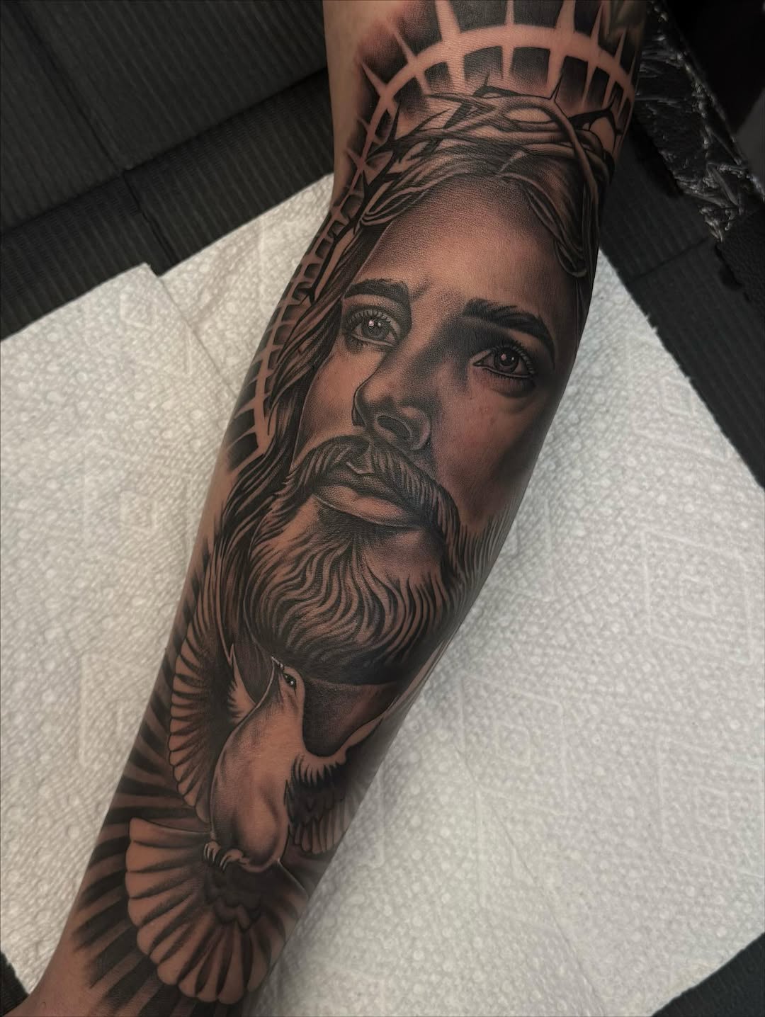 Tattoo by @donhugotattoo โ realism, black_and_grey