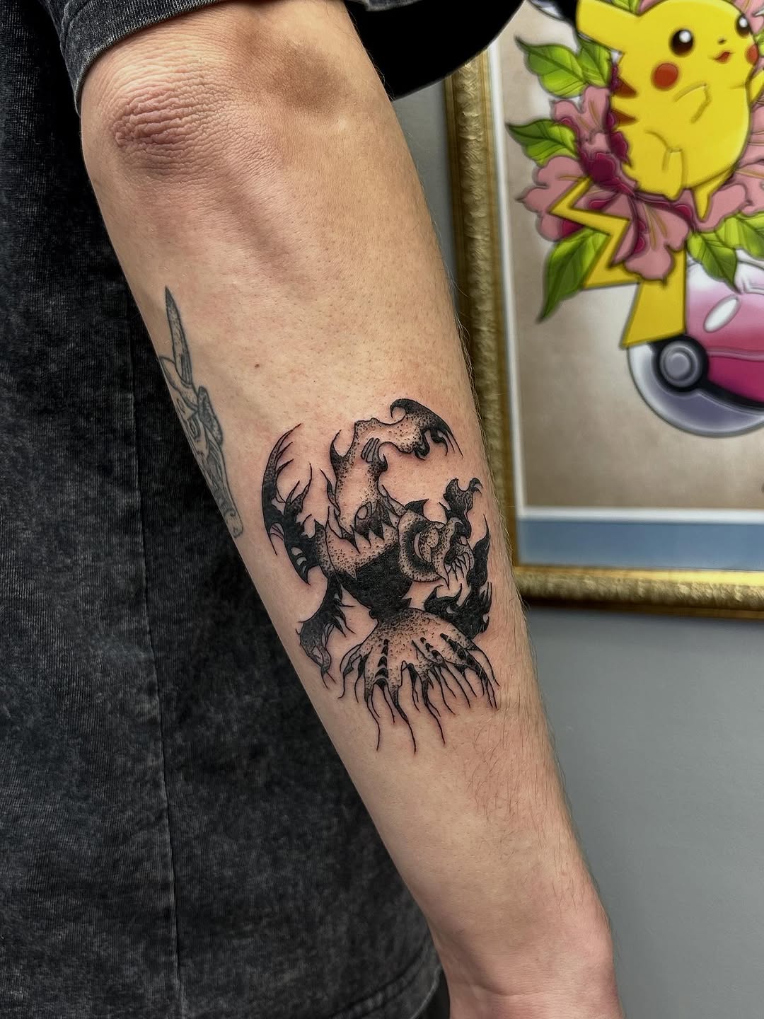 Tattoo by @azra.ink — blackwork, illustrative