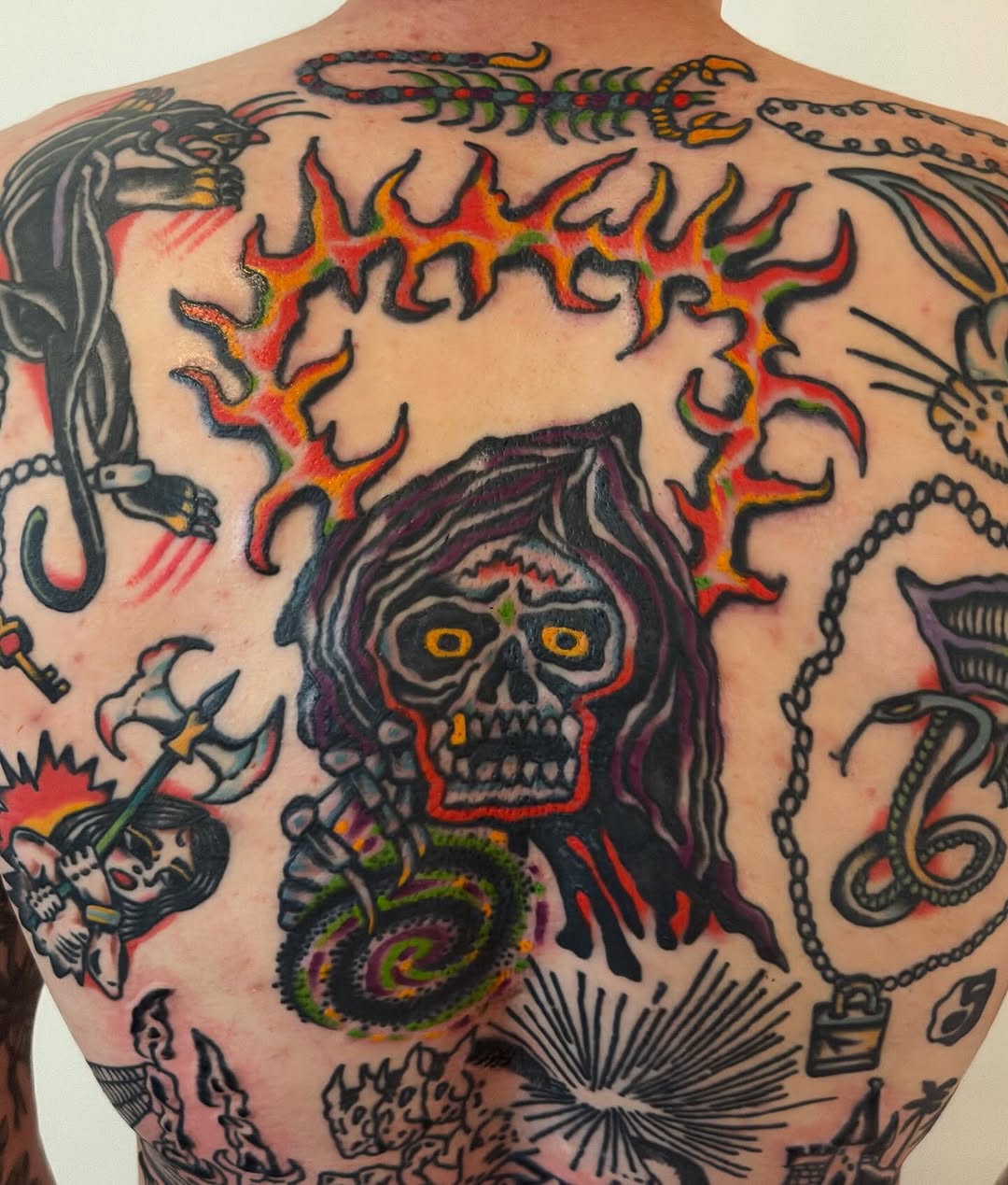 Tattoo by @plantstaretattoo โ american_traditional, illustrative
