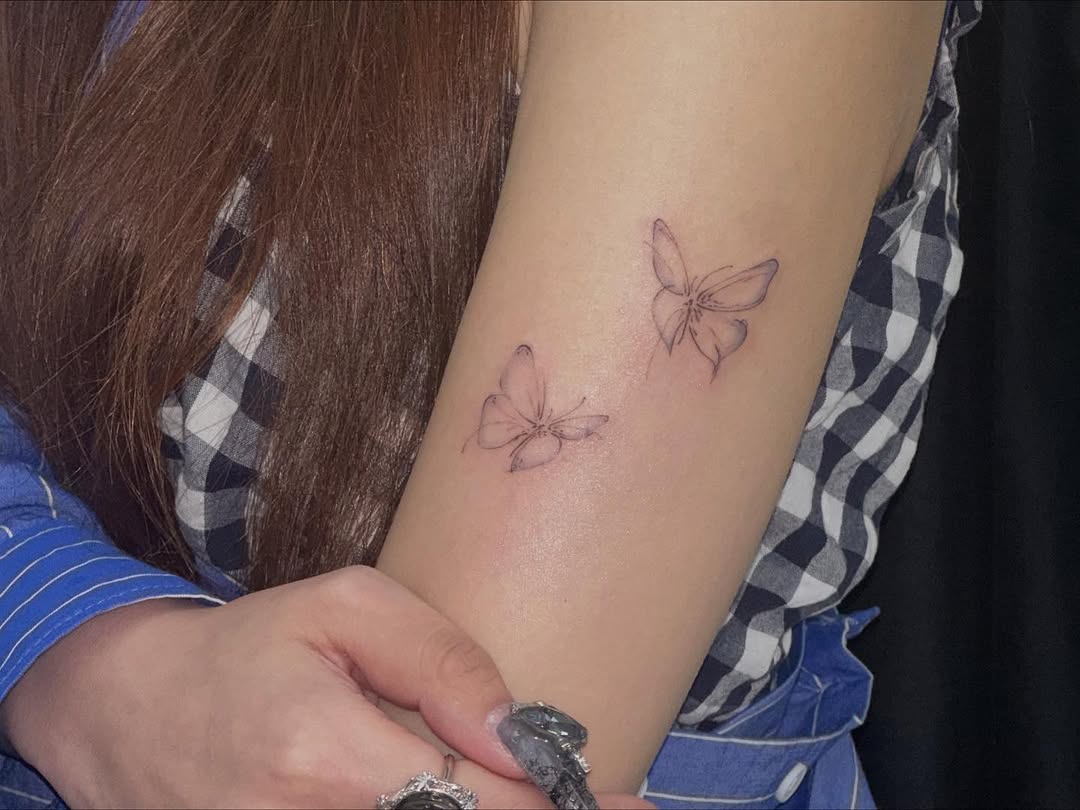 Tattoo by @_home_tattoo β fine_line