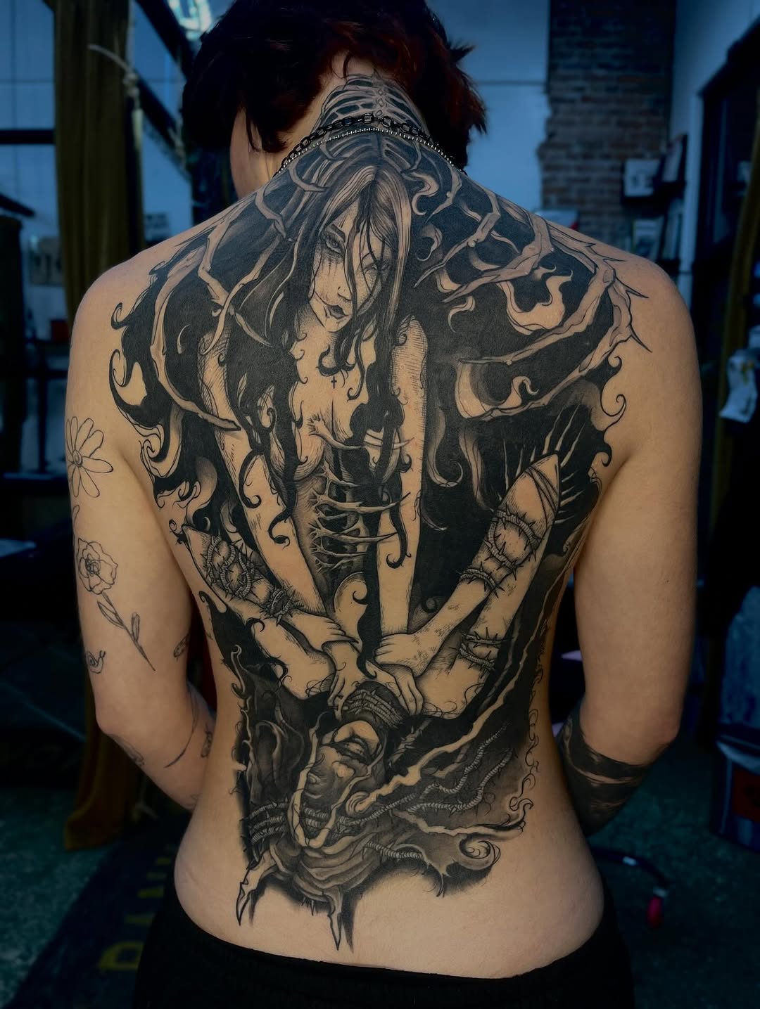 Tattoo by @et._.go._.tattoo — dark_realism, blackwork