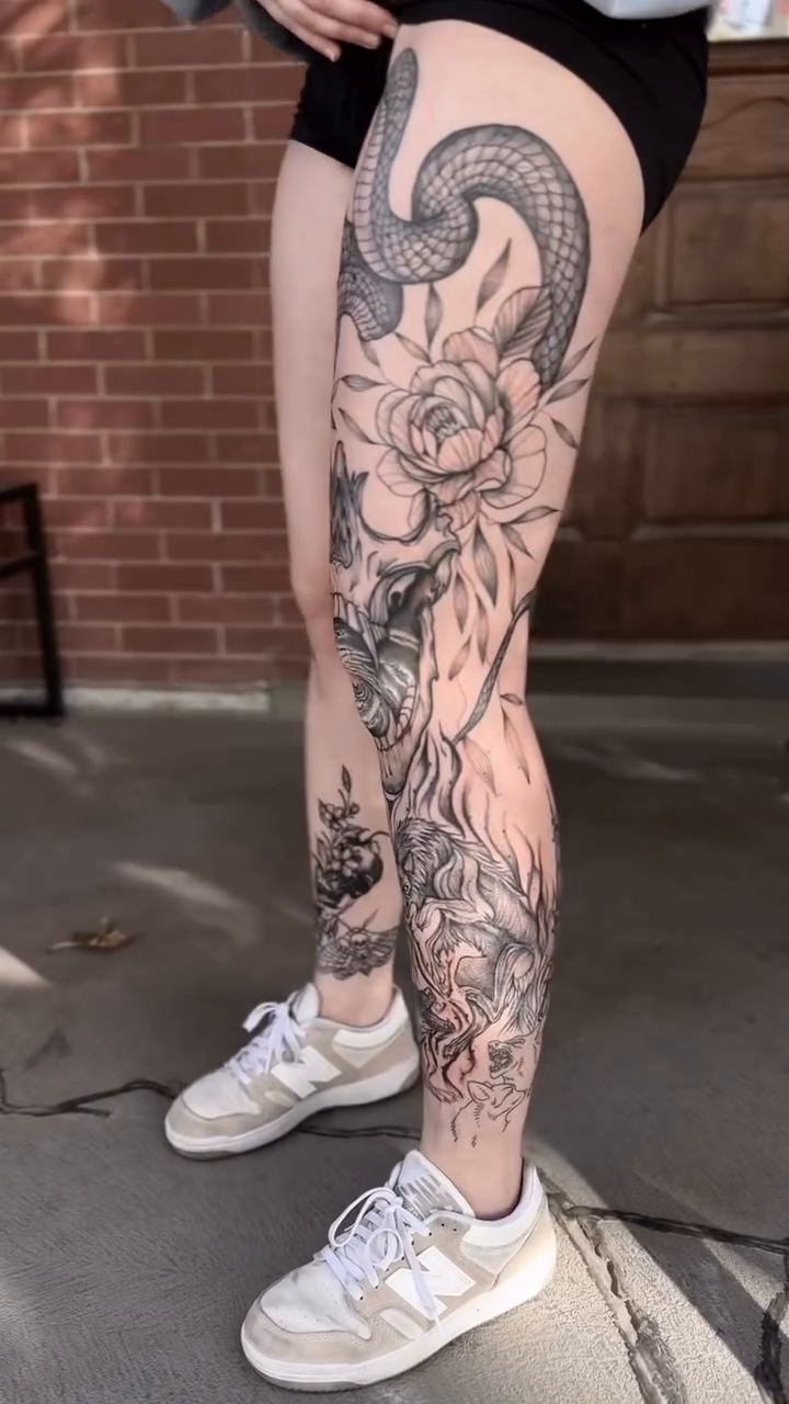 Tattoo by @iamrafaelart — black_and_grey, illustrative