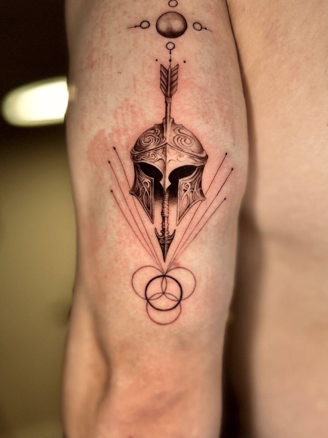 Tattoo by @justf.clara — realism, geometric