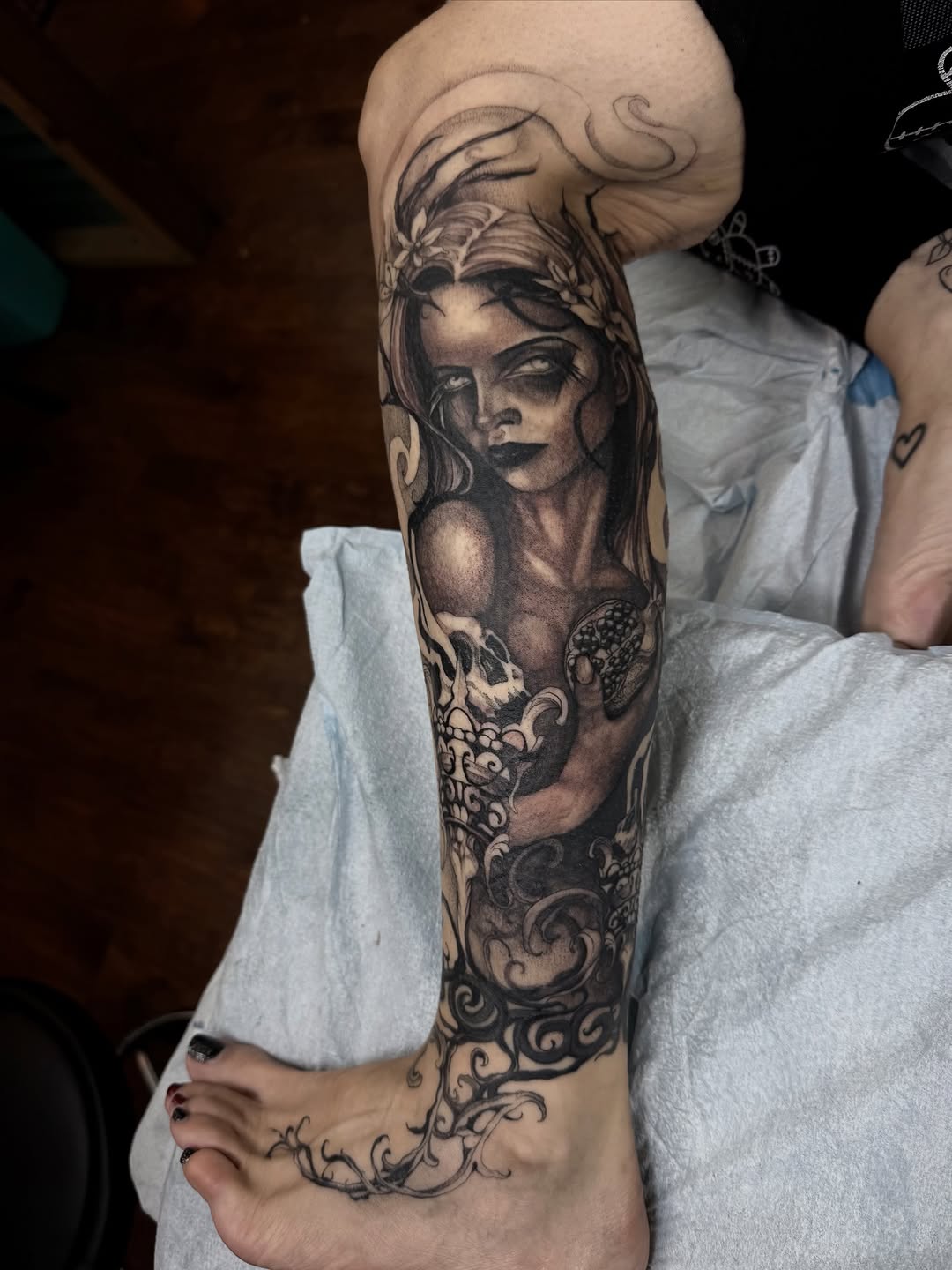 Tattoo by @isa._.tattoos — dark_realism, black_and_grey