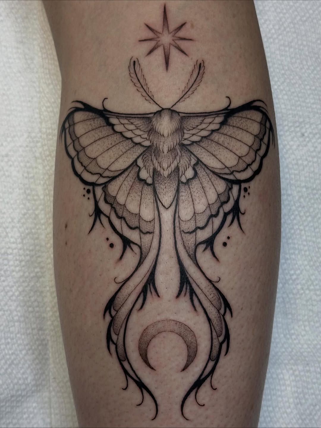 Tattoo by @tiffany.btattoos — black_and_grey, ornamental