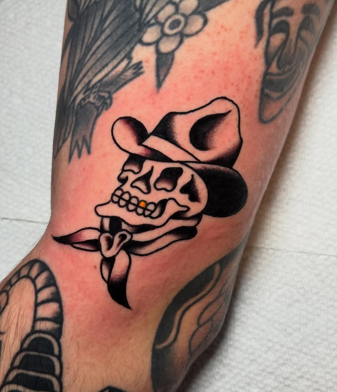 Tattoo by @sinistersparkleink โ american_traditional