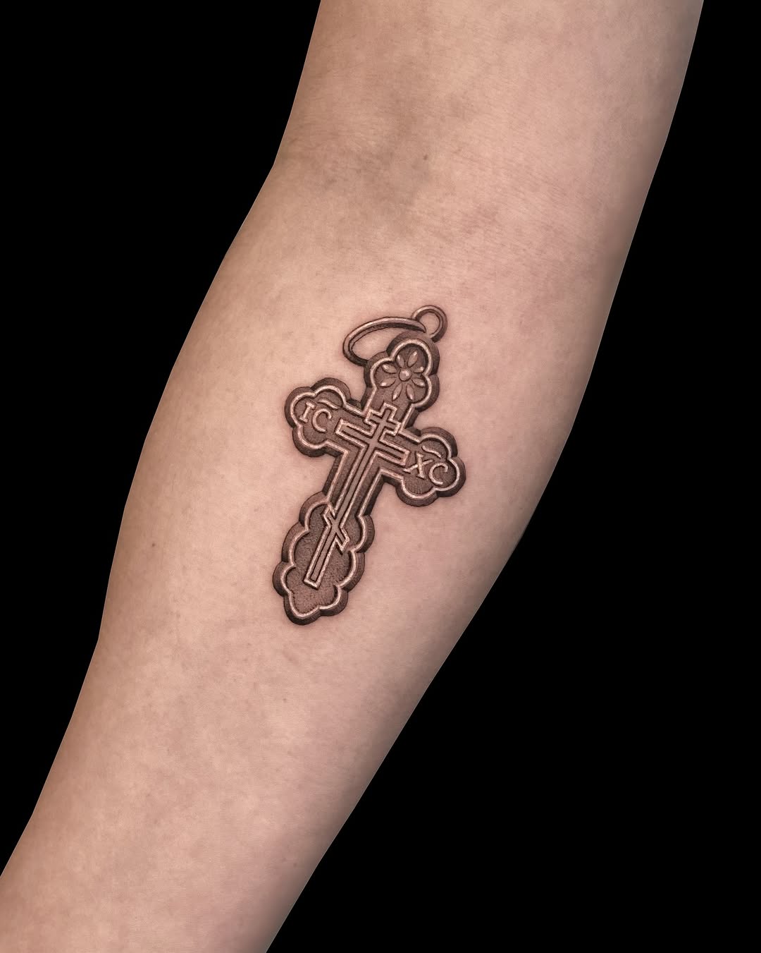 Tattoo by @mikesledz — black_and_grey, realism