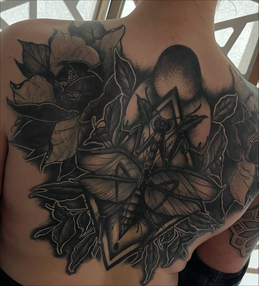 Tattoo by @theclovengnome โ black_and_grey, realism