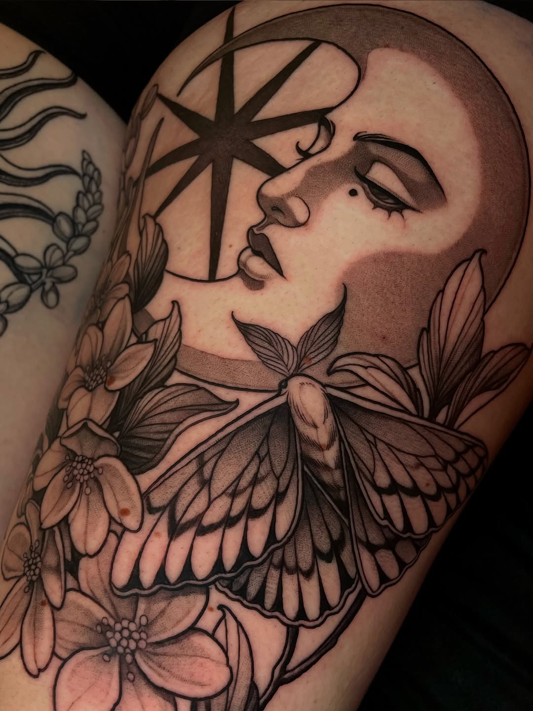 Tattoo by @madelart_ — black_and_grey, illustrative