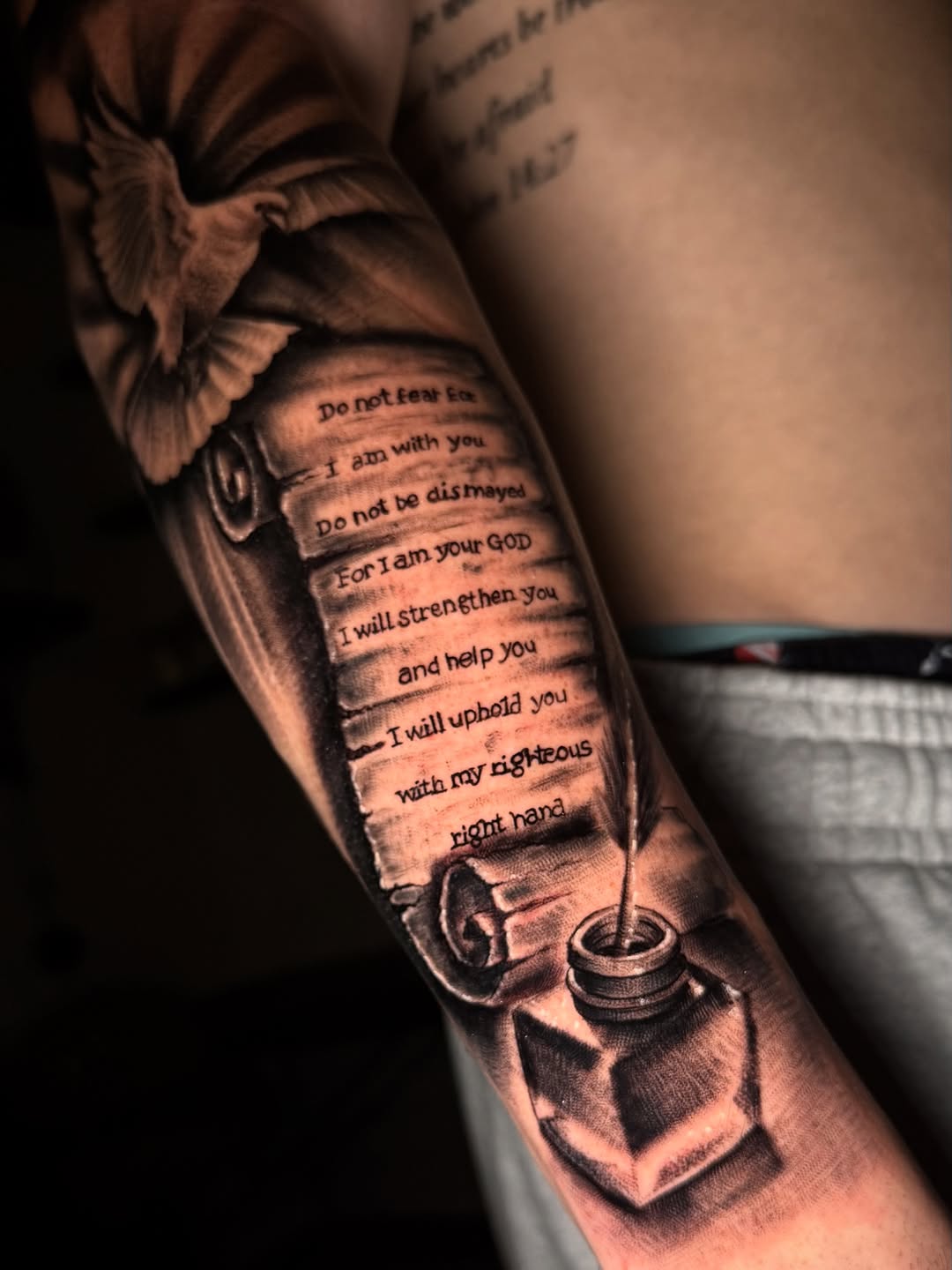 Tattoo by @tattedbyhenryfuentes — black_and_grey, realism
