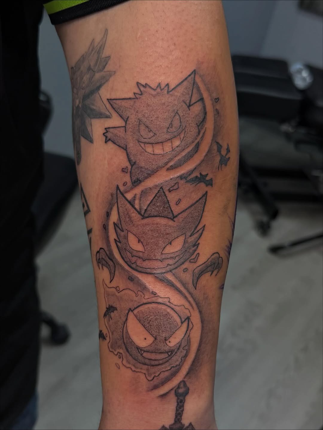 Tattoo by @tofuskintattoo β anime, black_and_grey