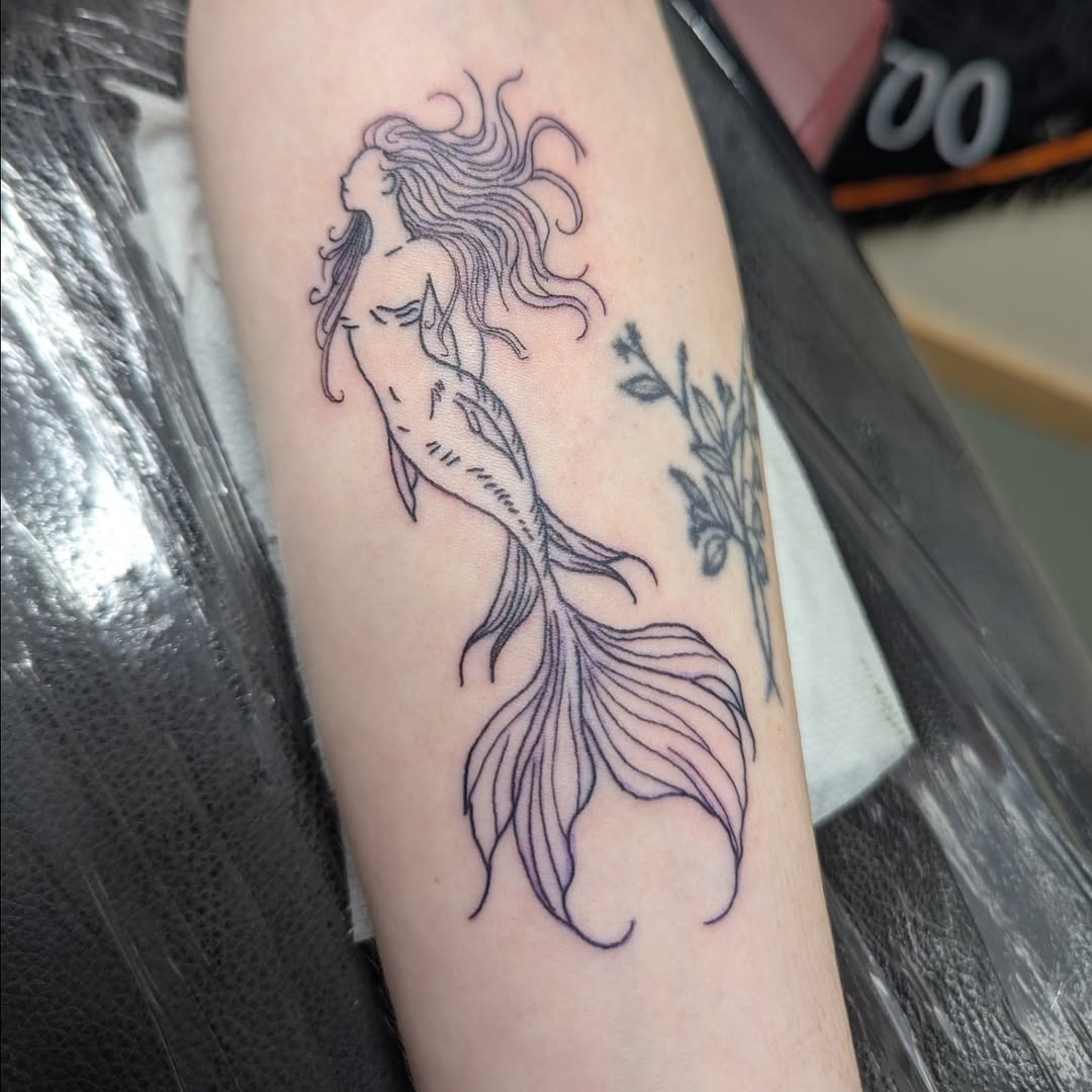 Tattoo by @bellab.tattoo — fine_line