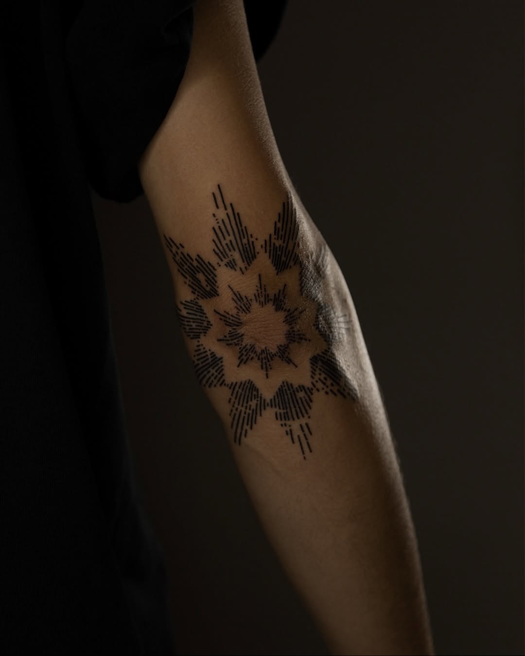 Tattoo by @brak.ttt — geometric, dotwork