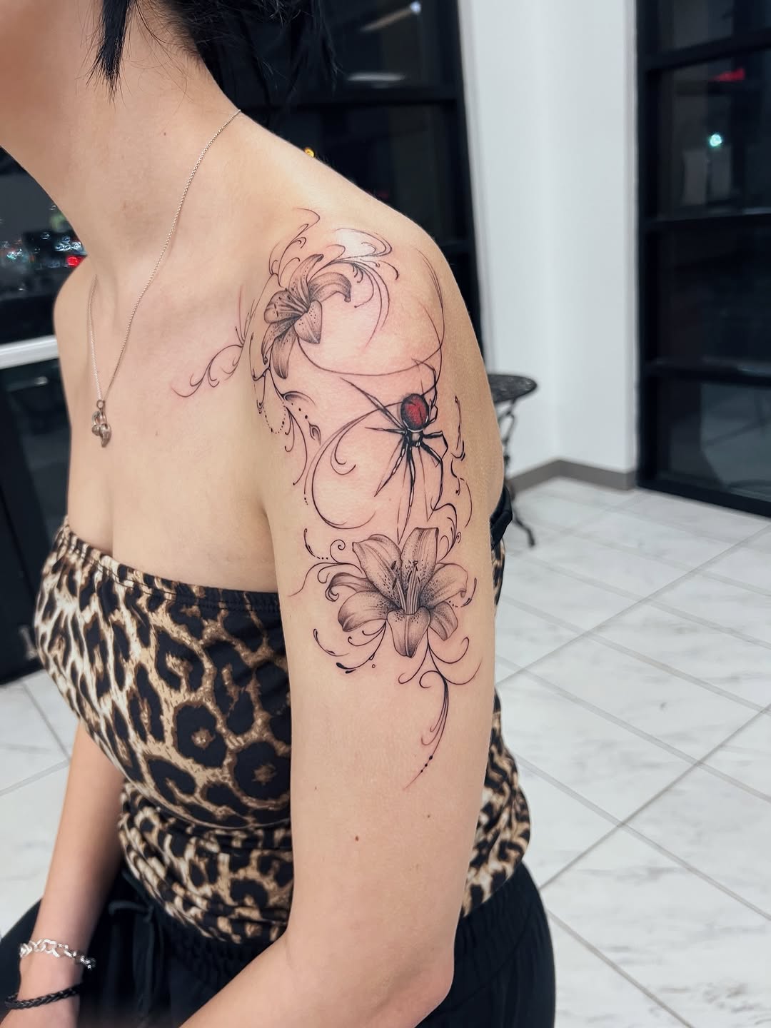 Tattoo by @z._.b_ink — fine_line, illustrative