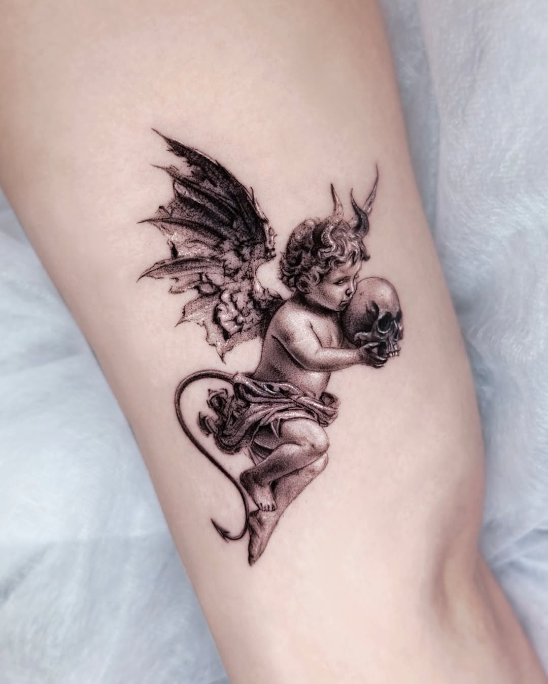 Tattoo by @lucyy.inked โ black_and_grey, realism