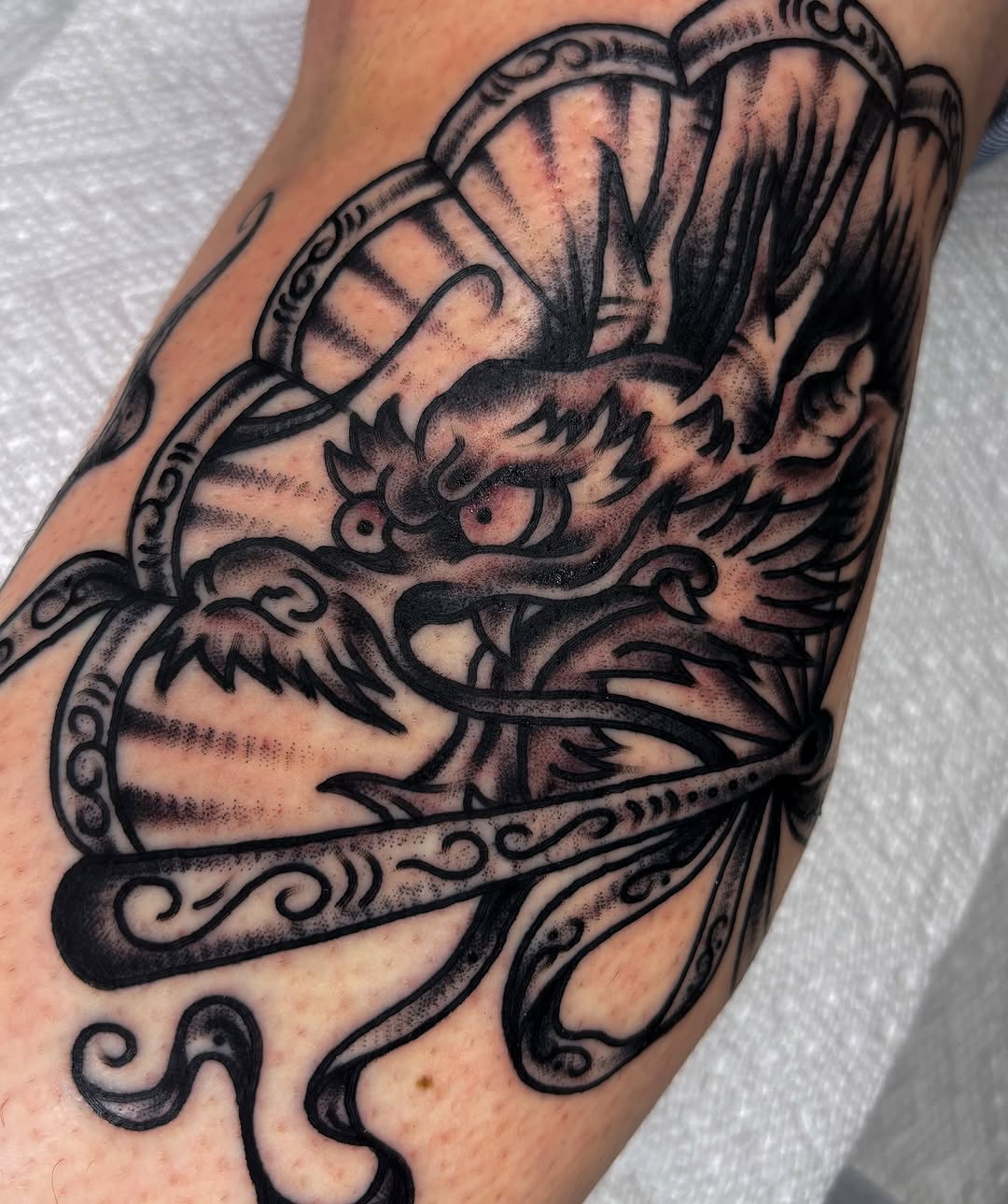 Tattoo by @gabagooltattoos โ japanese_irezumi, black_and_grey