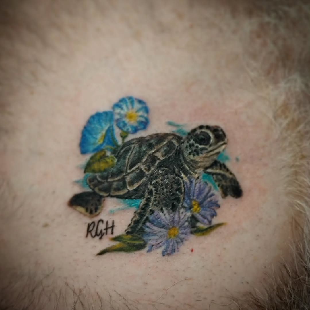 Tattoo by @jasonhondo — realism, fine_line