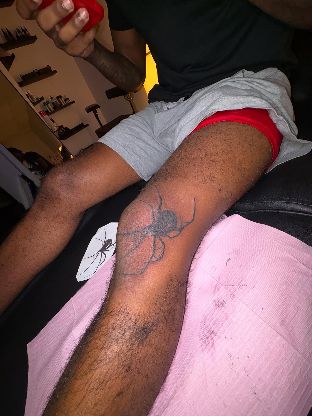 Tattoo by @mariamancc โ blackwork